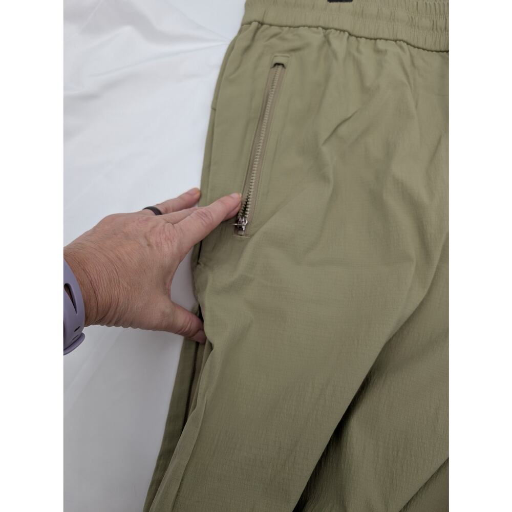 Athleta Trekkie North High Rise XL Tall NWT (Olive Green) - Picture 10 of 12